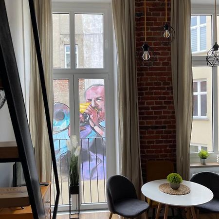 Apartamento Urokliwy Loft W Ncl Kamienica Vabank 34 Łódź Exterior foto