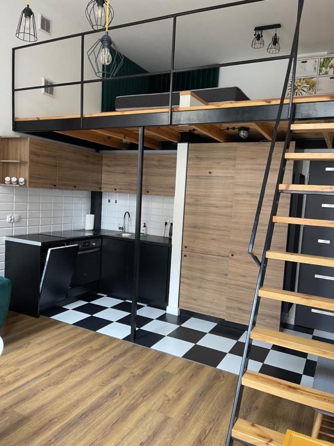 Apartamento Urokliwy Loft W Ncl Kamienica Vabank 34 Łódź Exterior foto